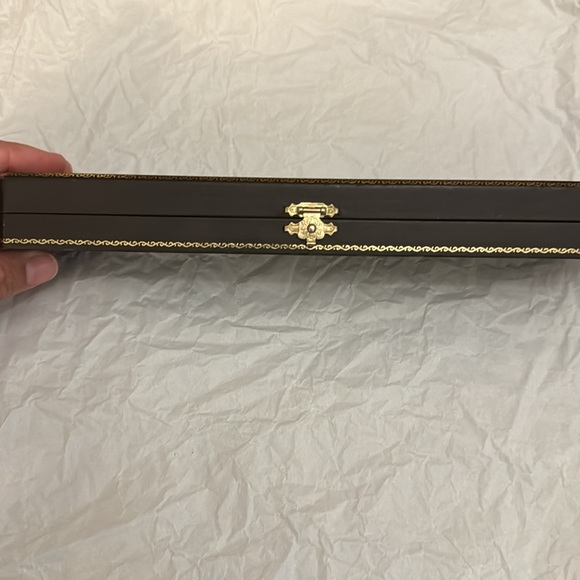 Juicy Couture Puff Heart Bracelet - Picture 8 of 9